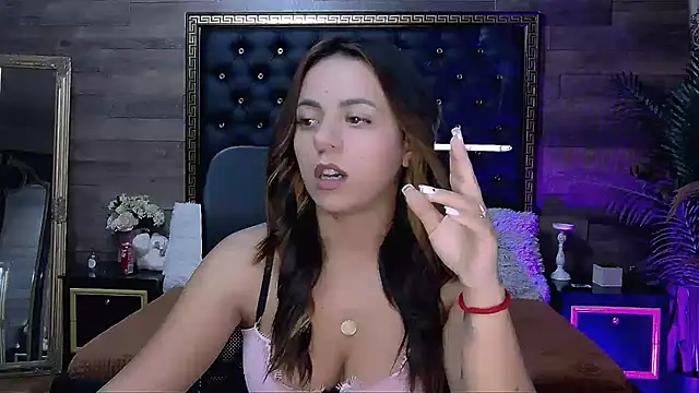 PlayfulElla online show from October 8, 4:54 am