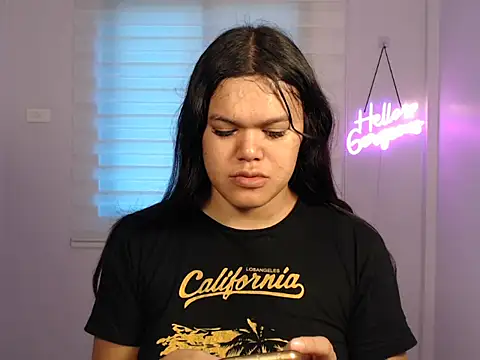 Snapshot of Miss_Ivanawolf chatting on February 23, 4:50 am Miss Ivanawolf online show from February 23, 4:50 am