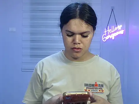 Snapshot of Miss_Ivanawolf chatting on March 4, 3:48 pm Miss Ivanawolf online show from March 4, 3:48 pm