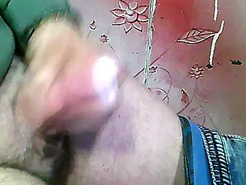 Snapshot of two_colour_cock chatting on February 17, 8:26 pm two colour cock online show from February 17, 8:26 pm