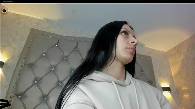 karlyn angels online show from December 23, 6:58 pm