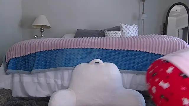 Snapshot of Vivian_MayXxX chatting on January 26, 8:45 pm Vivian MayXxX online show from January 26, 8:45 pm