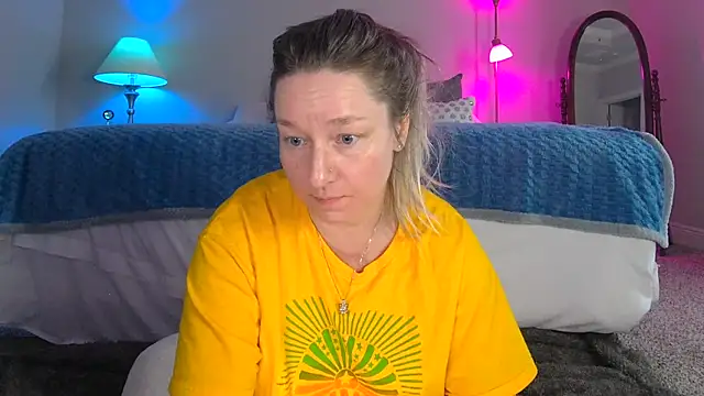 Snapshot of Vivian_MayXxX chatting on January 31, 2:17 pm Vivian MayXxX online show from January 31, 2:17 pm