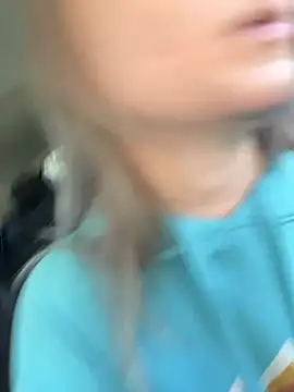 Snapshot of Vivian_MayXxX chatting on February 20, 9:53 pm Vivian MayXxX online show from February 20, 9:53 pm