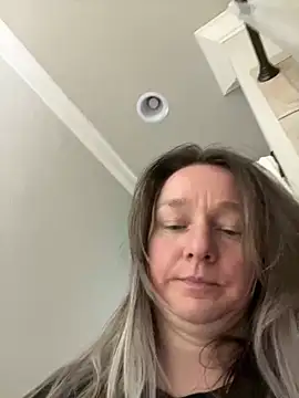 Snapshot of Vivian_MayXxX chatting on February 21, 10:26 pm Vivian MayXxX online show from February 21, 10:26 pm