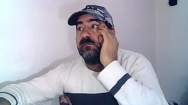 Snapshot of ZYXEL353 chatting on January 26, 8:36 am ZYXEL353 online show from January 26, 8:36 am