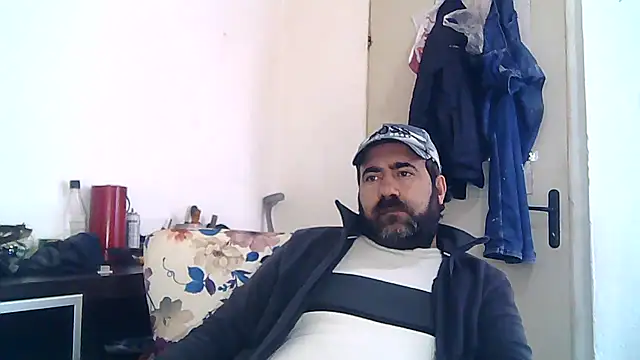 Snapshot of ZYXEL353 chatting on January 26, 1:47 pm ZYXEL353 online show from January 26, 1:47 pm