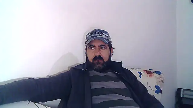 Snapshot of ZYXEL353 chatting on February 1, 3:39 pm ZYXEL353 online show from February 1, 3:39 pm