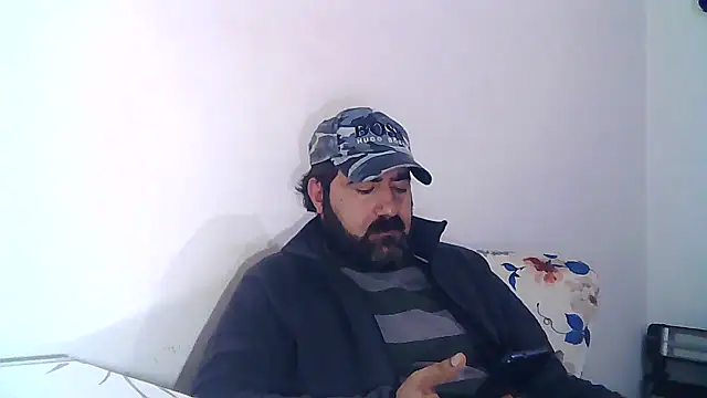 Snapshot of ZYXEL353 chatting on February 1, 10:23 pm ZYXEL353 online show from February 1, 10:23 pm