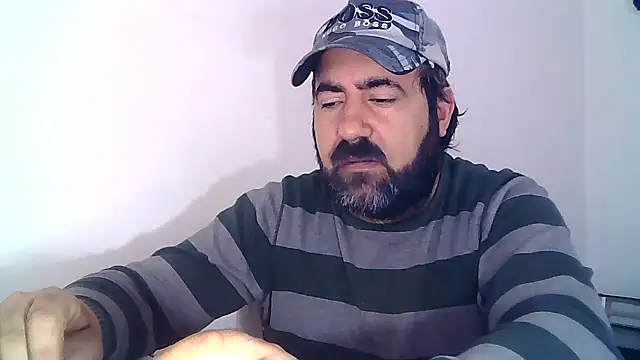 Snapshot of ZYXEL353 chatting on February 2, 10:35 am ZYXEL353 online show from February 2, 10:35 am