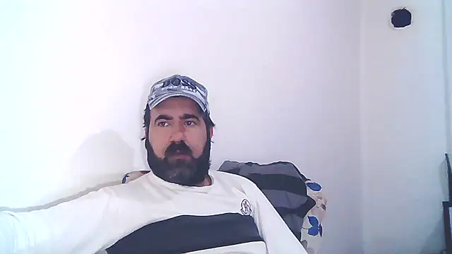 Snapshot of ZYXEL353 chatting on February 11, 11:33 pm ZYXEL353 online show from February 11, 11:33 pm