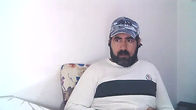 Snapshot of ZYXEL353 chatting on February 13, 10:33 pm ZYXEL353 online show from February 13, 10:33 pm