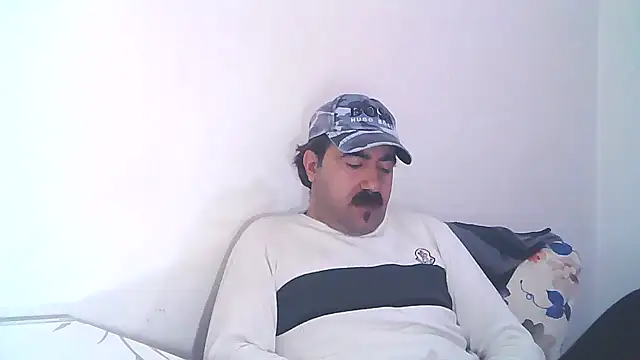 Snapshot of ZYXEL353 chatting on February 15, 7:27 am ZYXEL353 online show from February 15, 7:27 am