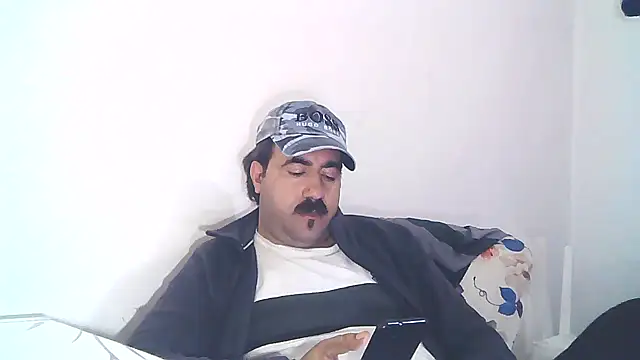 Snapshot of ZYXEL353 chatting on February 15, 9:37 pm ZYXEL353 online show from February 15, 9:37 pm