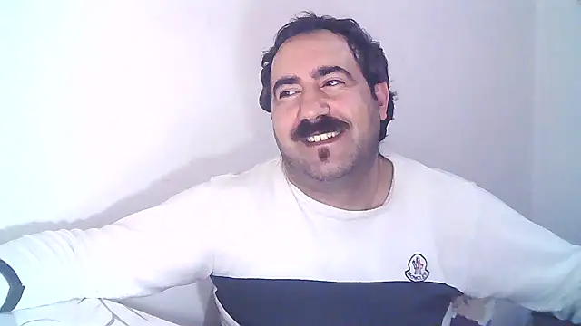 Snapshot of ZYXEL353 chatting on February 17, 2:31 am ZYXEL353 online show from February 17, 2:31 am