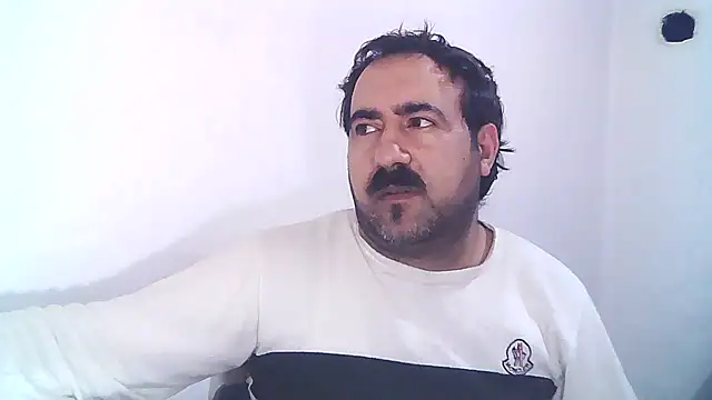 Snapshot of ZYXEL353 chatting on February 20, 1:36 am ZYXEL353 online show from February 20, 1:36 am