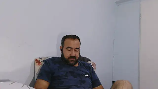 Snapshot of ZYXEL353 chatting on November 17, 11:43 pm ZYXEL353 online show from November 17, 11:43 pm