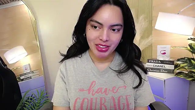 HotstuffCherrySummer online show from January 14, 11:53 am