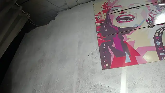 nattashafoxx online show from February 19, 12:35 am