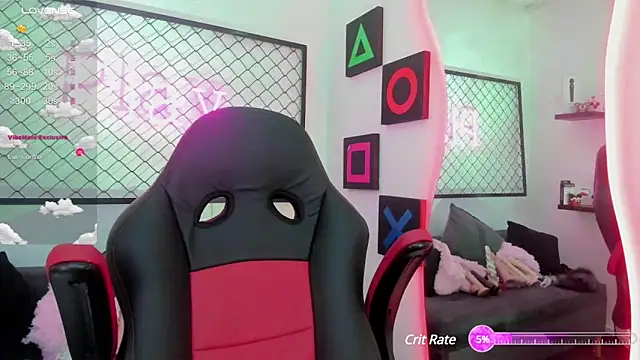 Atenea Klett  online show from February 24, 1:21 pm