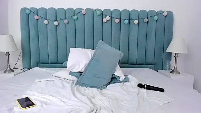 marianaaguii online show from January 21, 4:05 pm