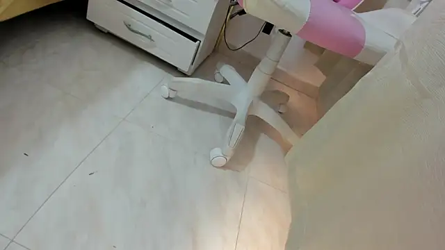 KendalStallyon online show from February 20, 2:46 pm