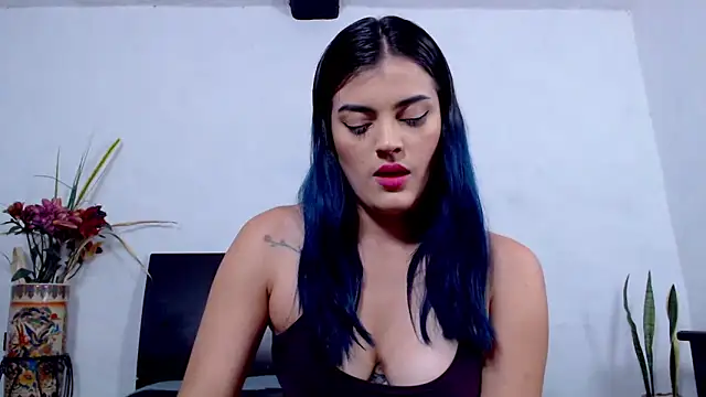 AikoTailor online show from September 15, 6:08 pm