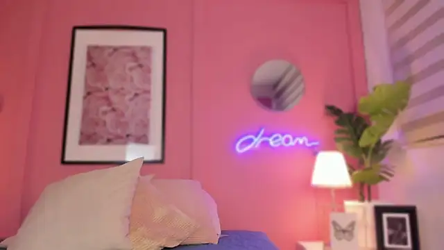 SoySaraa online show from January 27, 7:45 am