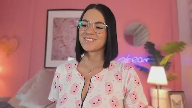 SoySaraa online show from February 6, 8:07 am