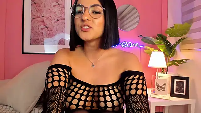 SoySaraa online show from March 18, 11:30 am