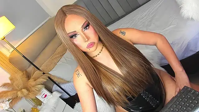 yourbabygoddess online show from October 9, 11:08 am