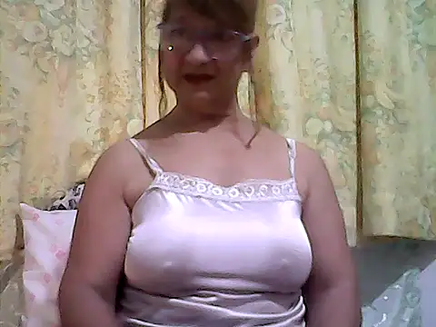 Snapshot of ScorpionLove12 chatting on November 22, 4:39 pm ScorpionLove12 online show from November 22, 4:39 pm