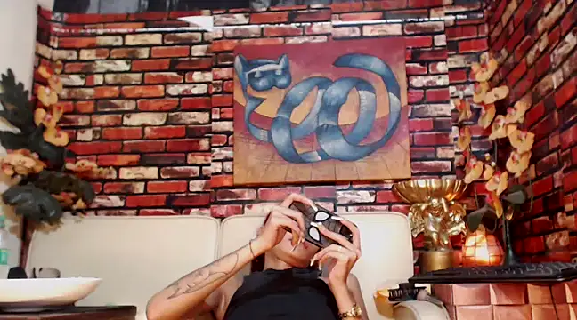 juicyCOCKeva online show from February 15, 2:58 am