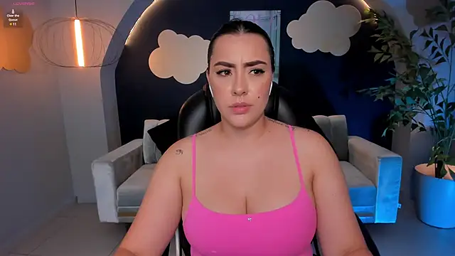 MartinnaBonnet online show from January 10, 4:41 pm