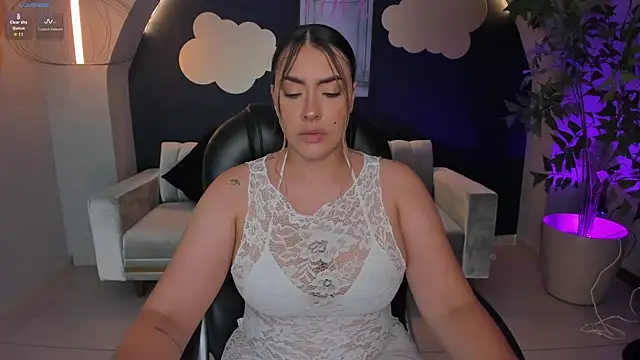 MartinnaBonnet online show from February 4, 4:39 pm