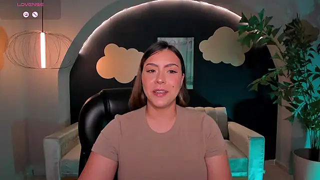 MartinnaBonnet online show from March 10, 4:57 pm