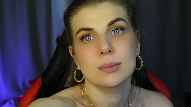 Just alice online show from March 12, 7:49 pm