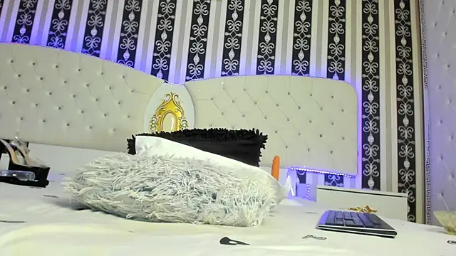 Snapshot of Aidasina chatting on February 9, 2:17 am Aidasina online show from February 9, 2:17 am