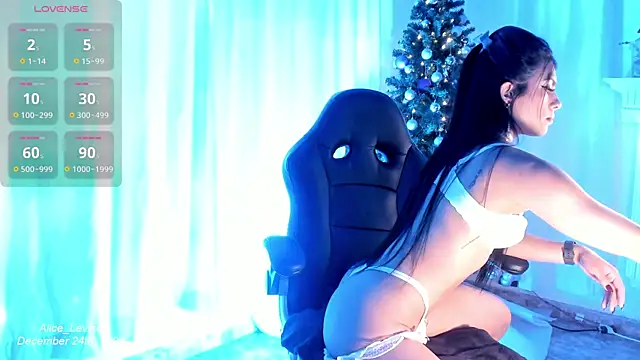 Alicee Levine online show from December 26, 9:26 pm