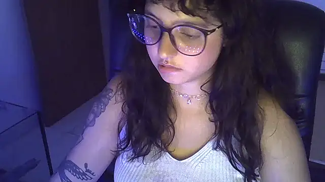 myamillor online show from December 16, 10:03 pm