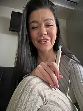 Snapshot of denise_k chatting on December 22, 12:38 pm denise k online show from December 22, 12:38 pm