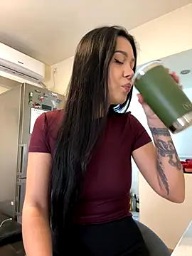 Snapshot of denise_k chatting on October 20, 11:43 am denise k online show from October 20, 11:43 am