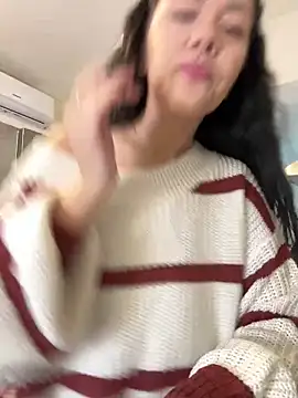 Snapshot of denise_k chatting on November 10, 12:37 pm denise k online show from November 10, 12:37 pm