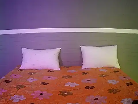 Snapshot of Jennythai123 chatting on March 17, 2:30 am Jennythai123 online show from March 17, 2:30 am