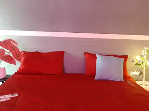 Snapshot of Jennythai123 chatting on September 19, 8:27 am Jennythai123 online show from September 19, 8:27 am