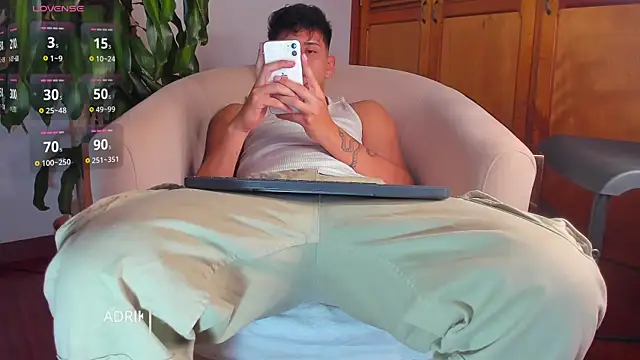 adrik cano   online show from December 4, 2:53 am