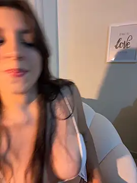 loolla 23 online show from September 19, 3:30 am