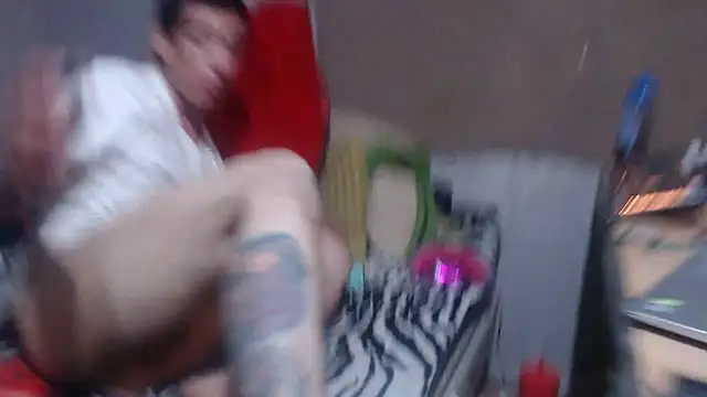 DADDYGNAGSTA online show from January 4, 6:30 pm