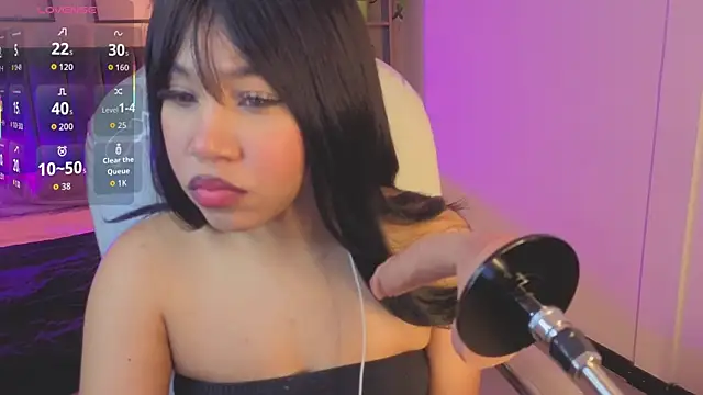 Snapshot of Olivia_ds chatting on October 14, 4:35 am Olivia ds online show from October 14, 4:35 am