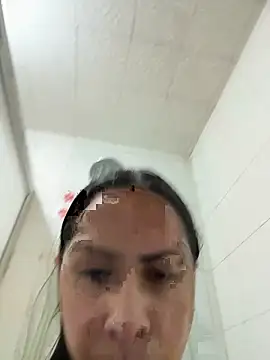 yesie hot online show from September 9, 12:10 am